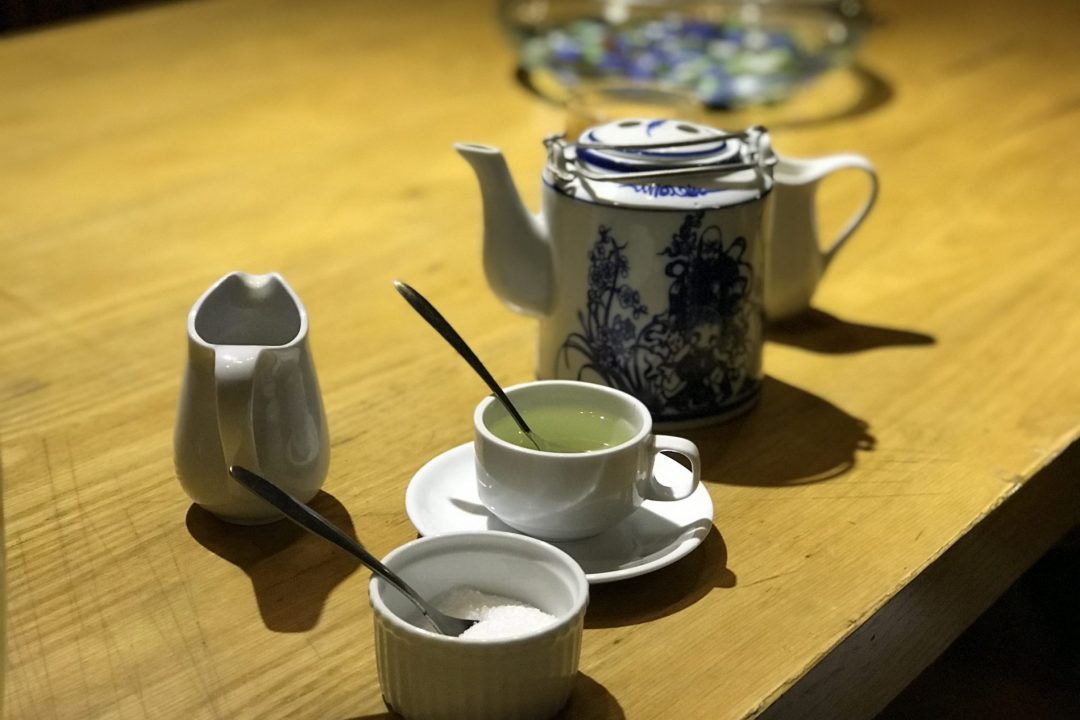 tea-pot-with-your-loved-one tea-pot-with-your-loved-one